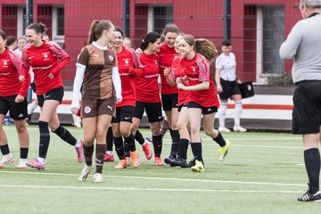 Bild 307 - wBJ FC St. Pauli - Walddoerfer SV : Ergebnis: 3:4